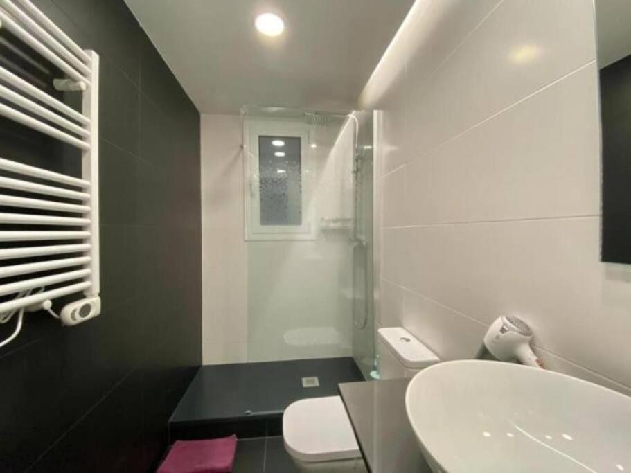 Modern Apartment Close To The Camp Nou Stadium Barcelona Exterior foto